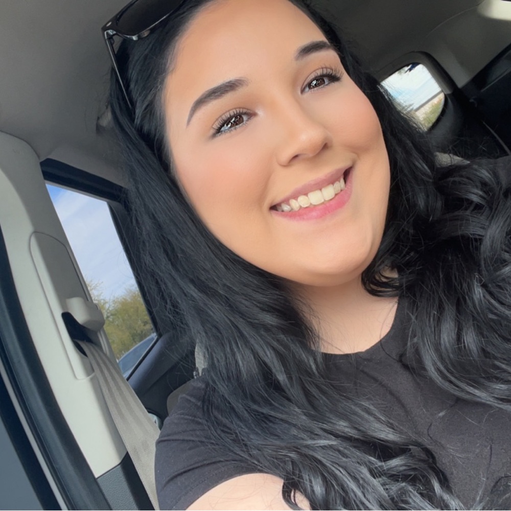 Meet your Posher, Marisa